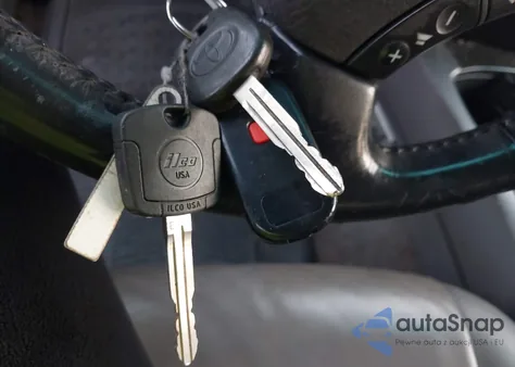 2003 Toyota 4Runner Limited V8 z USA, uszkodzony, nr VIN JTEBT17RX38002687